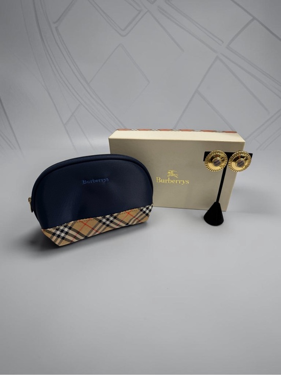 Burberry Jewelry - Burberry Beauty Pouch With Burberry Earrings Gift Set